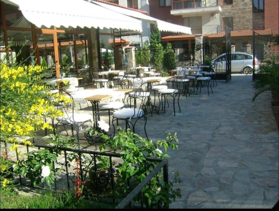 Private Apartments In Apolon Ravda Exterior foto