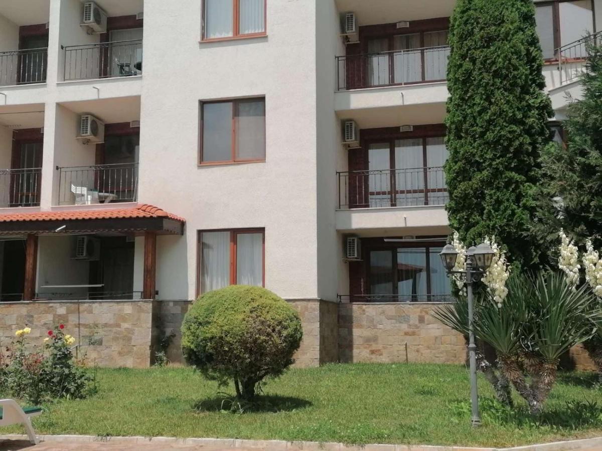 Private Apartments In Apolon Ravda Exterior foto